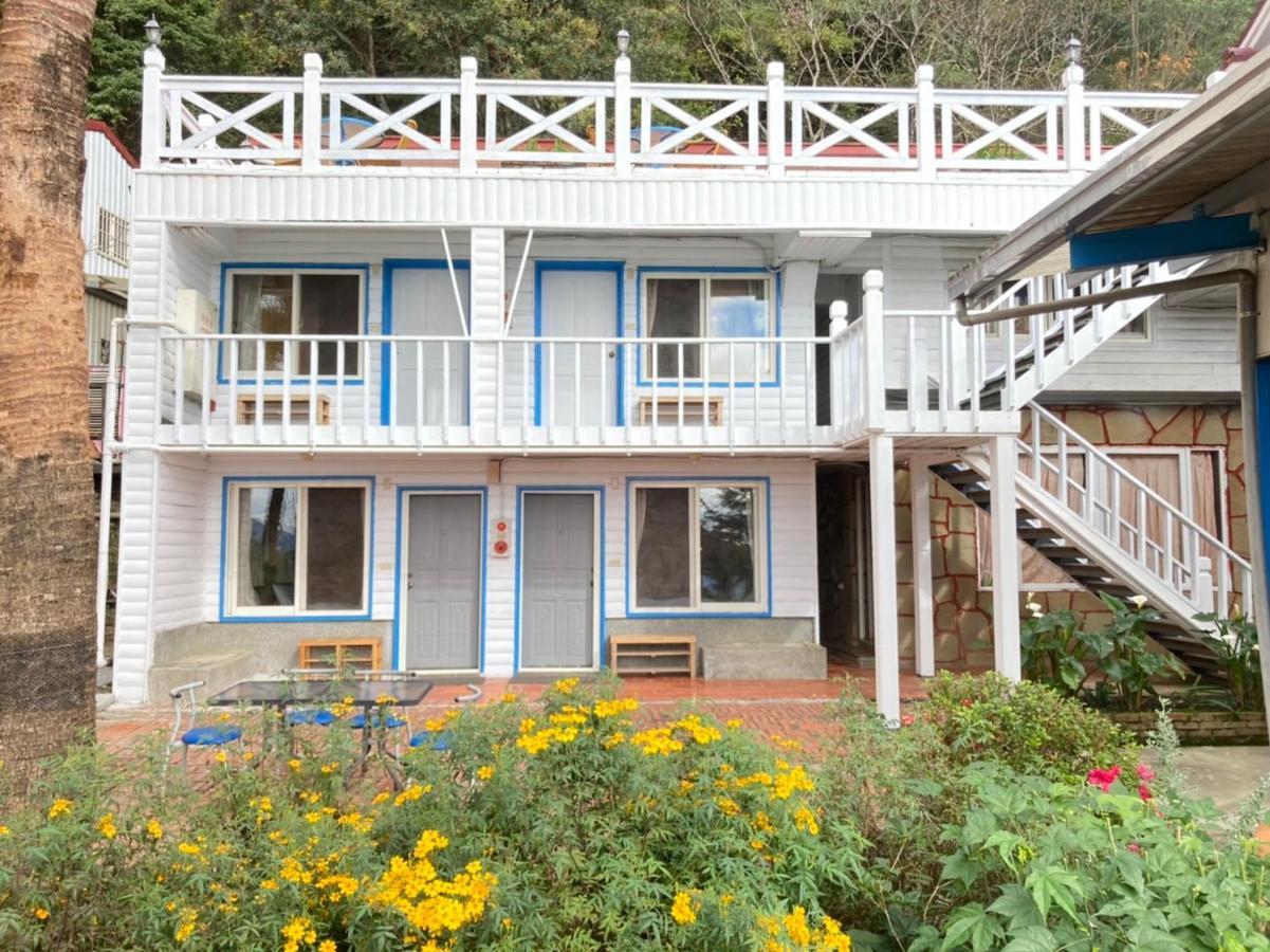 Cingjing Brilliant Twins Of Seattle Apartment Renai Exterior photo